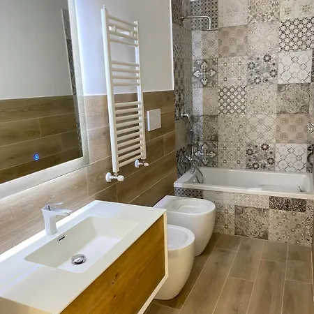 Hotel La Maison Delle Terme 2*